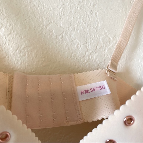 {Eleplus} •NWOT• Push up bra - Picture 4 of 6
